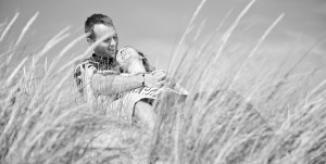 couple engagement - Bretagne - par Marie Baillet Photographe