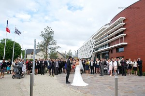 mariage champêtre: mairie Saint-Avé - Bretagne - par Marie Baillet Photographe