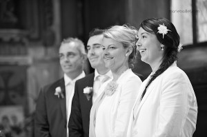 mariage champêtre: cérémonie religieuse Saint-Avé - Bretagne - par Marie Baillet Photographe