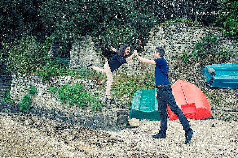 séance fiançailles amoureux Bretagne golfe Morbihan Marie Baillet