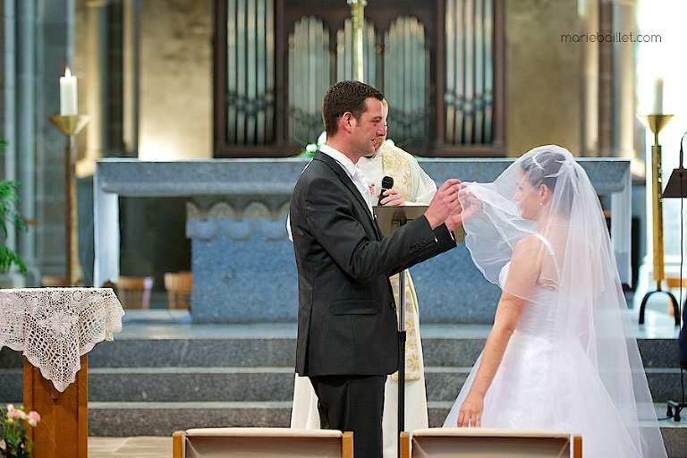 reportage cérémonie religieuse / église Brest par Marie Baillet Photographe Finistère