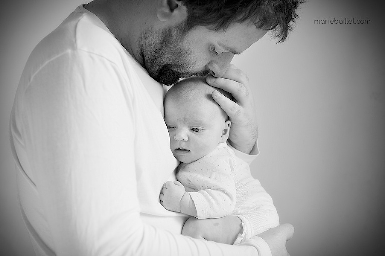 photo nouveau-né / séance bébé / portrait naissance sur le Morbihan par Marie Baillet photographe