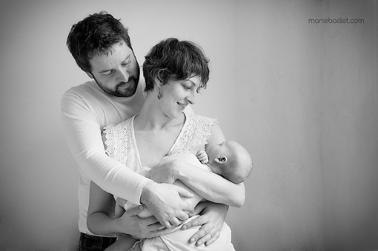 photo nouveau-né / séance bébé / portrait naissance sur le Morbihan par Marie Baillet photographe