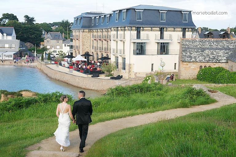 séance couple mariage au Castel Beau Site (22) par Marie Baillet photographe Bretagne