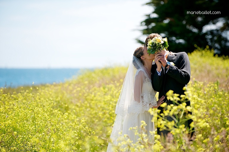 photo de couple mariage à Saint-Philibert, Morbihan par Marie Baillet photographe en Bretagne sud