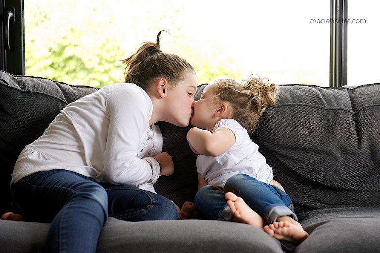 séance photo bébé à domicile pour réaliser un faire-part de naissance