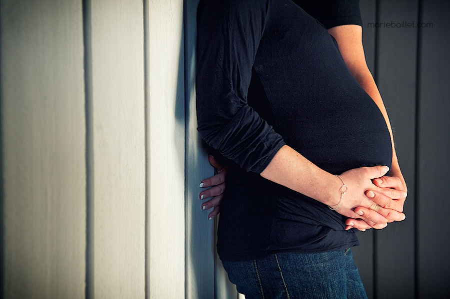 Photographe femme enceinte poitiers
