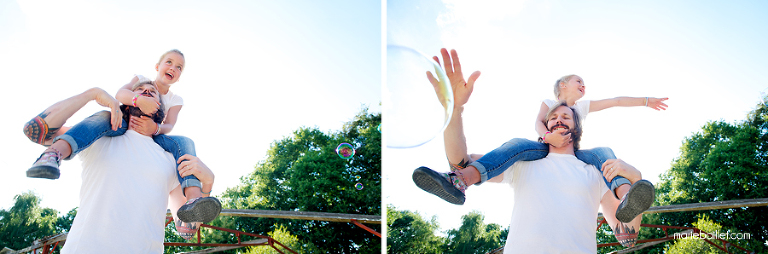 Séance famille fun par Marie Baillet photographe 56