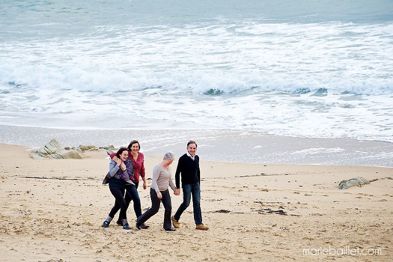 seance photo famille Morbihan - photographe Bretagne by Marie Baillet