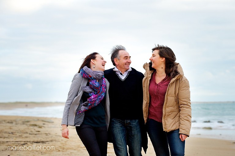 seance photo famille Morbihan - photographe Bretagne by Marie Baillet