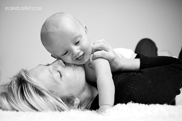 séance photo bébé / famille lifestyle dans le Morbihan