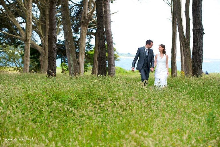 photo couple mariage chapelle St Philibert - Morbihan