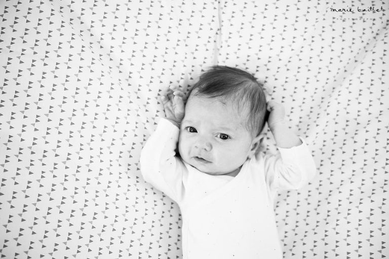 shooting portrait bébé à domicile par Marie Baillet photographe Morbihan 56