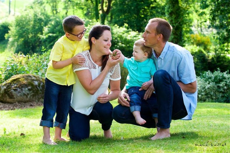 portrait de famille - Morbihan par Marie Baillet photographe