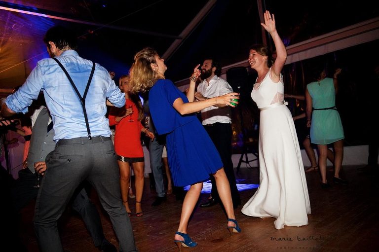 mariage dans le golfe du Morbihan - reportage photo © Marie Baillet photographe Bretagne