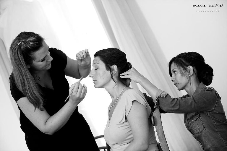 reportage photo jour j : préparatifs mariage par Marie Baillet photographe basée en Bretagne sud